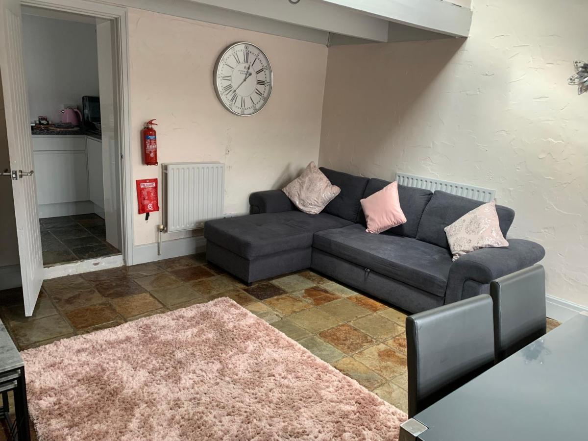 Dwylig Isa Holiday Cottages Rhuddlan 外观 照片