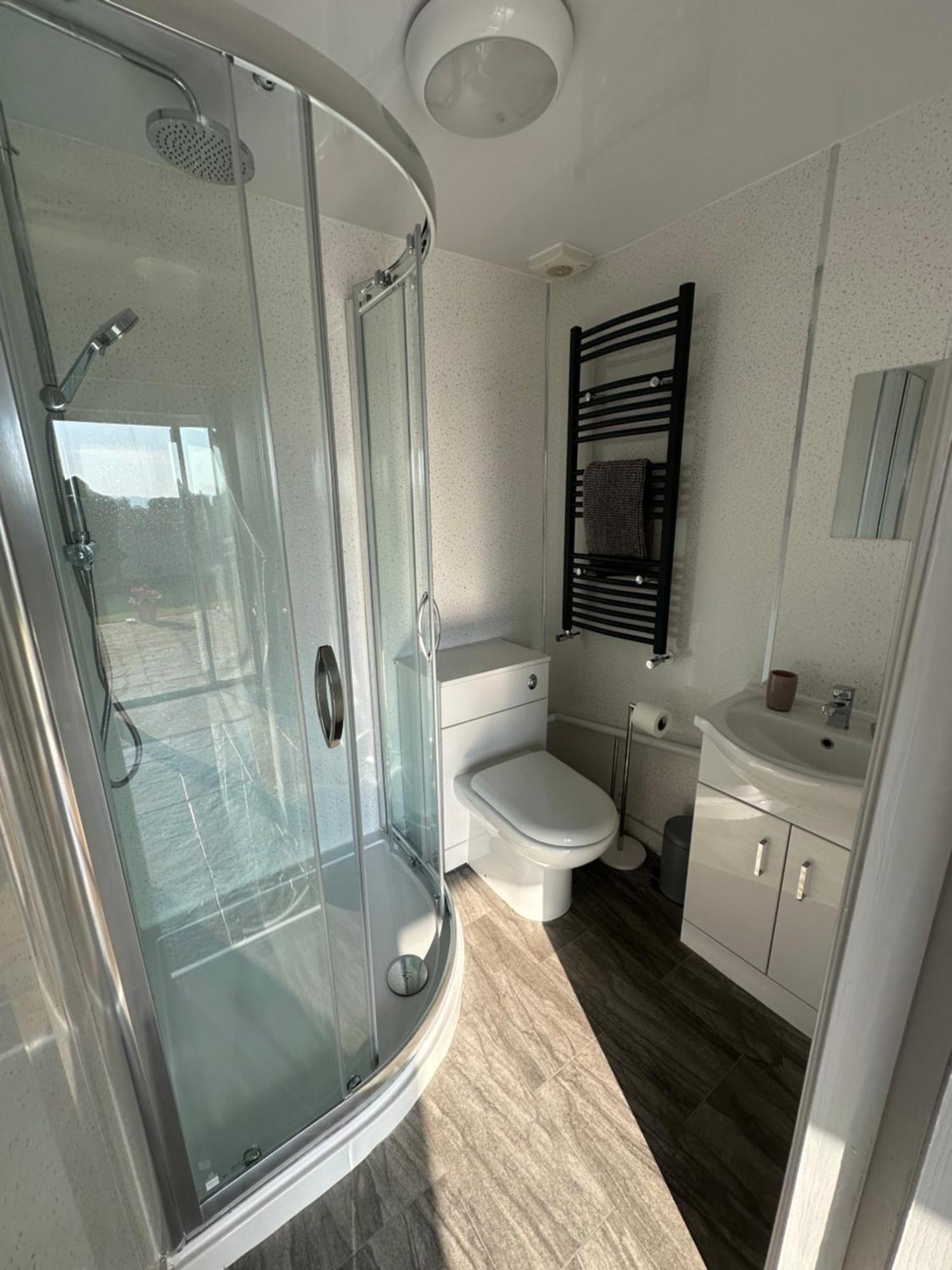 Dwylig Isa Holiday Cottages Rhuddlan 客房 照片